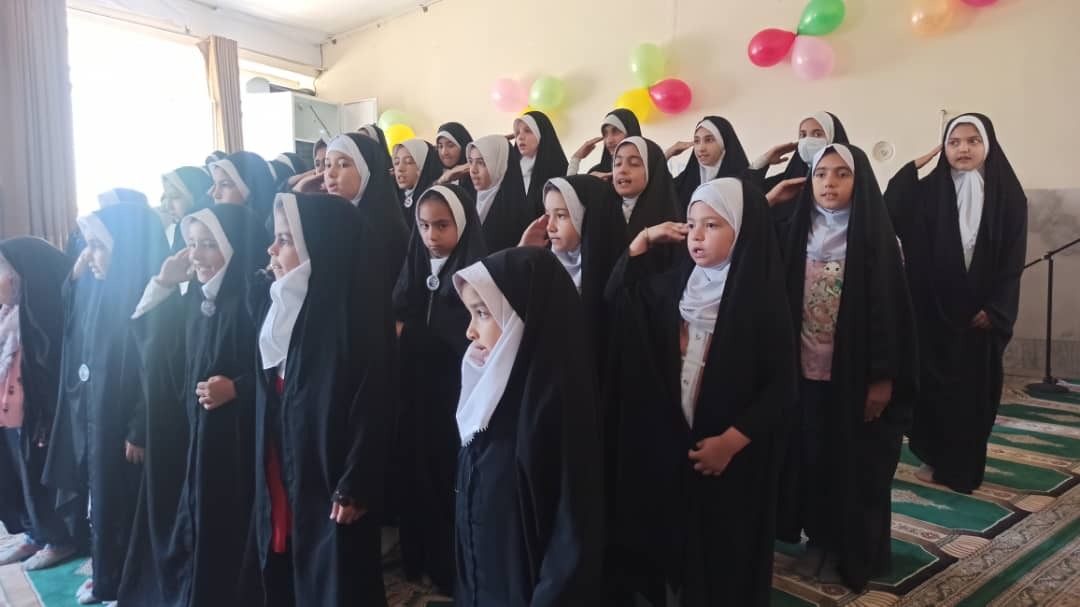 رسانهها و مراکز آموزشی، شخصیت حضرت فاطمه (س) را برای نسل امروز بازگو کنند