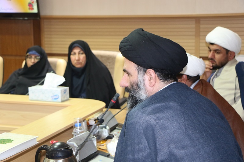 گفتوگوی حقیقی رفع دردهای جامعه را در پی دارد