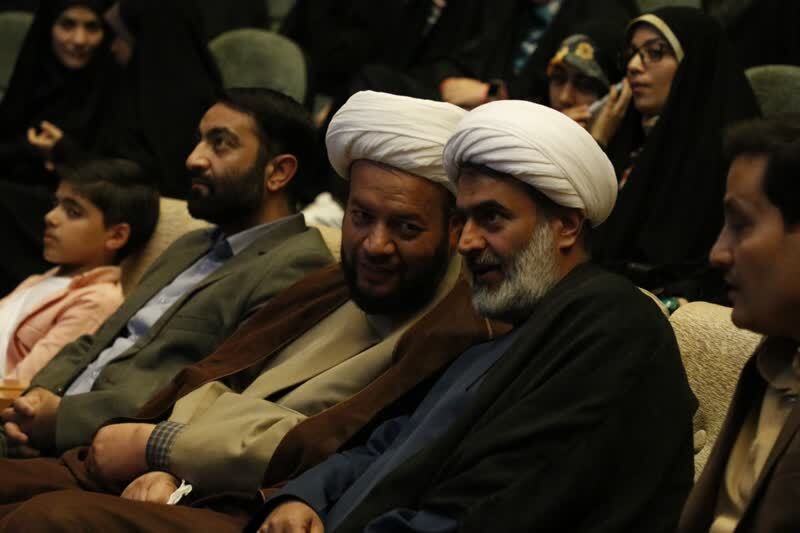 در رویداد دخترخالهها مباحث نظری ناظر بر الگوی سوم زن مسلمان ارائه شد