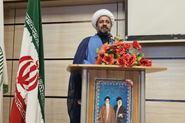 برنامههای دهه ولایت با تاکید بر اصل اثر گذاری اجرا شود