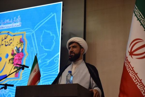 باید محوریت همه برنامهها ترویج تدبر در قرآن باشد