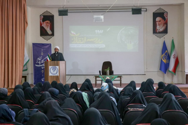 برگزاری افتتاحیه مدرسه انقلاب با حضور بیش از ۱۵۰ نفر از دانش اموزان دختر انجمنهای اسلامی مدارس شمال استان