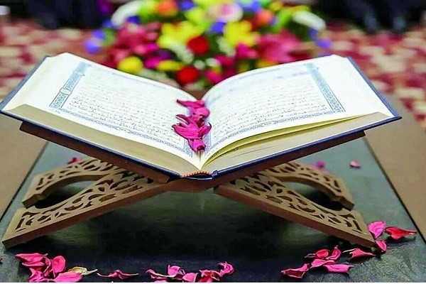 تلاوت قرآن آغازگر برنامههای عزاداری در ملایر