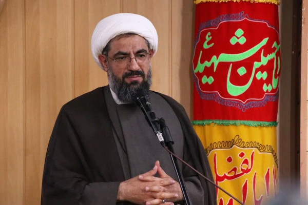 فعالان فرهنگی بر کار جبههای اثرگذار متمرکز شوند