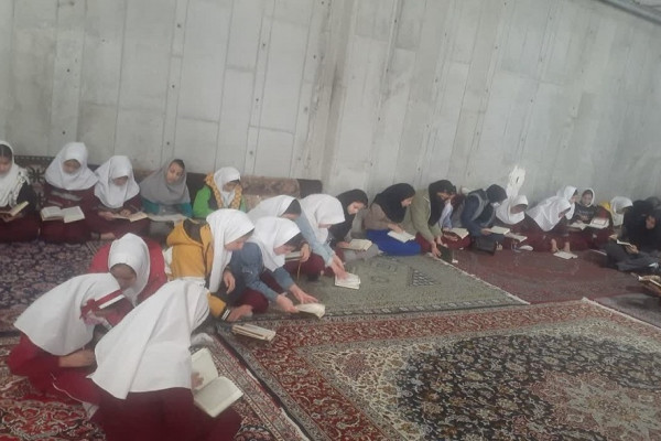 راهکارهای جذب نوجوانان به فعالیتهای قرآنی و آثار مثبت انس با قرآن