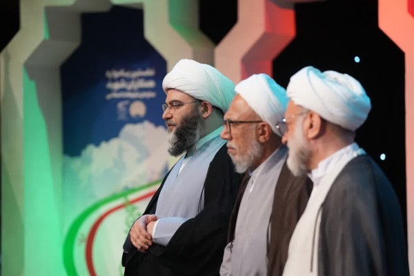 با مقاومت، فاتح قلههاییم
