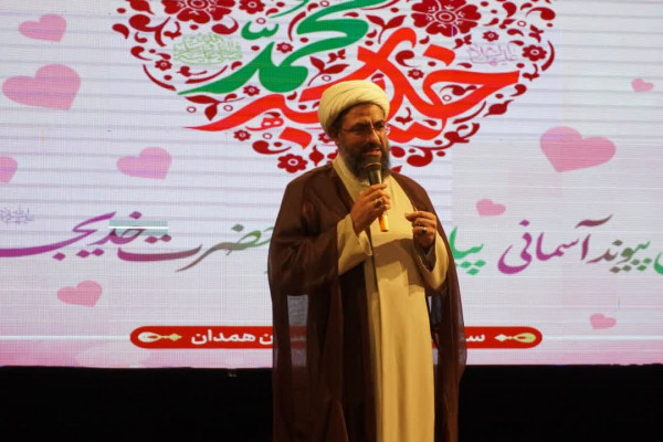 به توصیههای اخلاقی پیامبر مکرم اسلام عمل کنیم قطعاً به سعادت بیشتری میرسیم