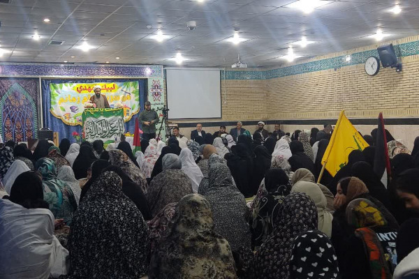 مراسم تجلیل از دانش آموزان معتکف