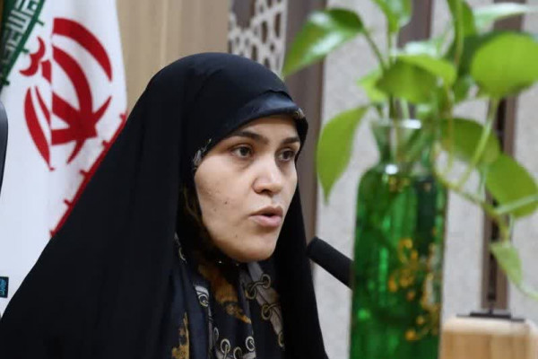 دشمن میخواهد در جزیره تنهایی خودمان بمانیم