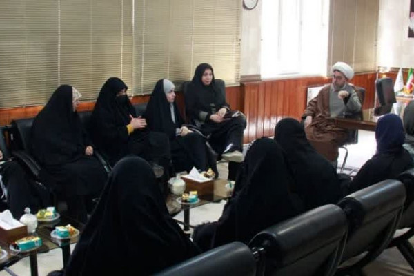 دختران حاج قاسم  سفیران آیههای الهی