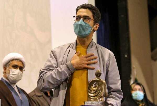 چهره برتر سال هنر انقلاب در خراسان شمالی معرفی شد چهره برتر سال هنر انقلاب در خراسان شمالی معرفی شد