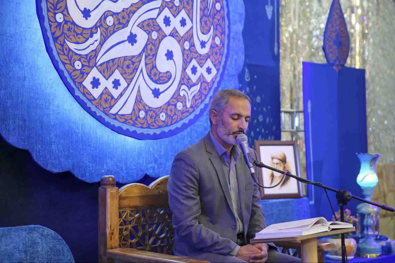 دیدار جامعه قرآنی فارس با آیت الله دژکام نماینده ولیفقیه در استان فارس دیدار جامعه قرآنی فارس با آیت الله دژکام نماینده ولیفقیه در استان فارس