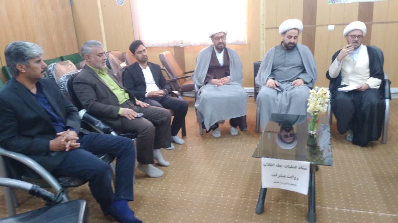 تشکیل کار گروه روایت پیشرفت در شهرستان دره شهر تشکیل کار گروه روایت پیشرفت در شهرستان دره شهر