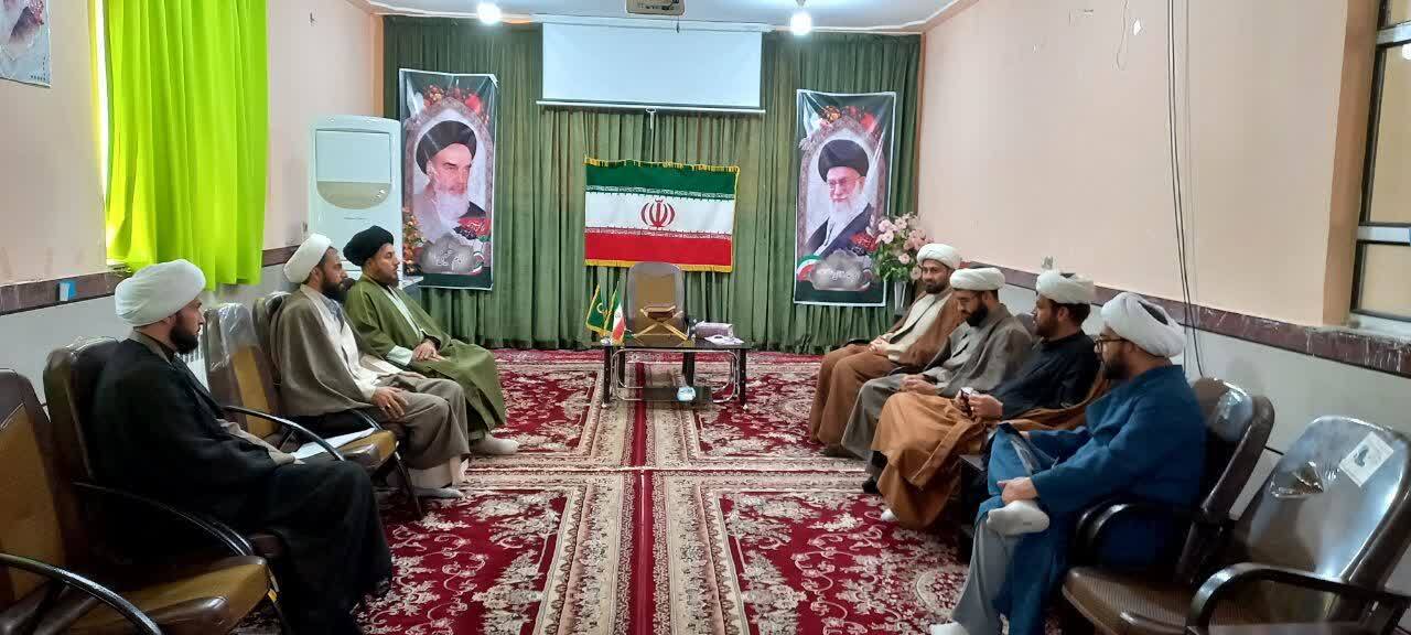 برگزاری جلسه هماهنگی ویژه برنامههای عملیات چله انقلاب در شهرستان ملکشاهی برگزاری جلسه هماهنگی ویژه برنامههای عملیات چله انقلاب در شهرستان ملکشاهی