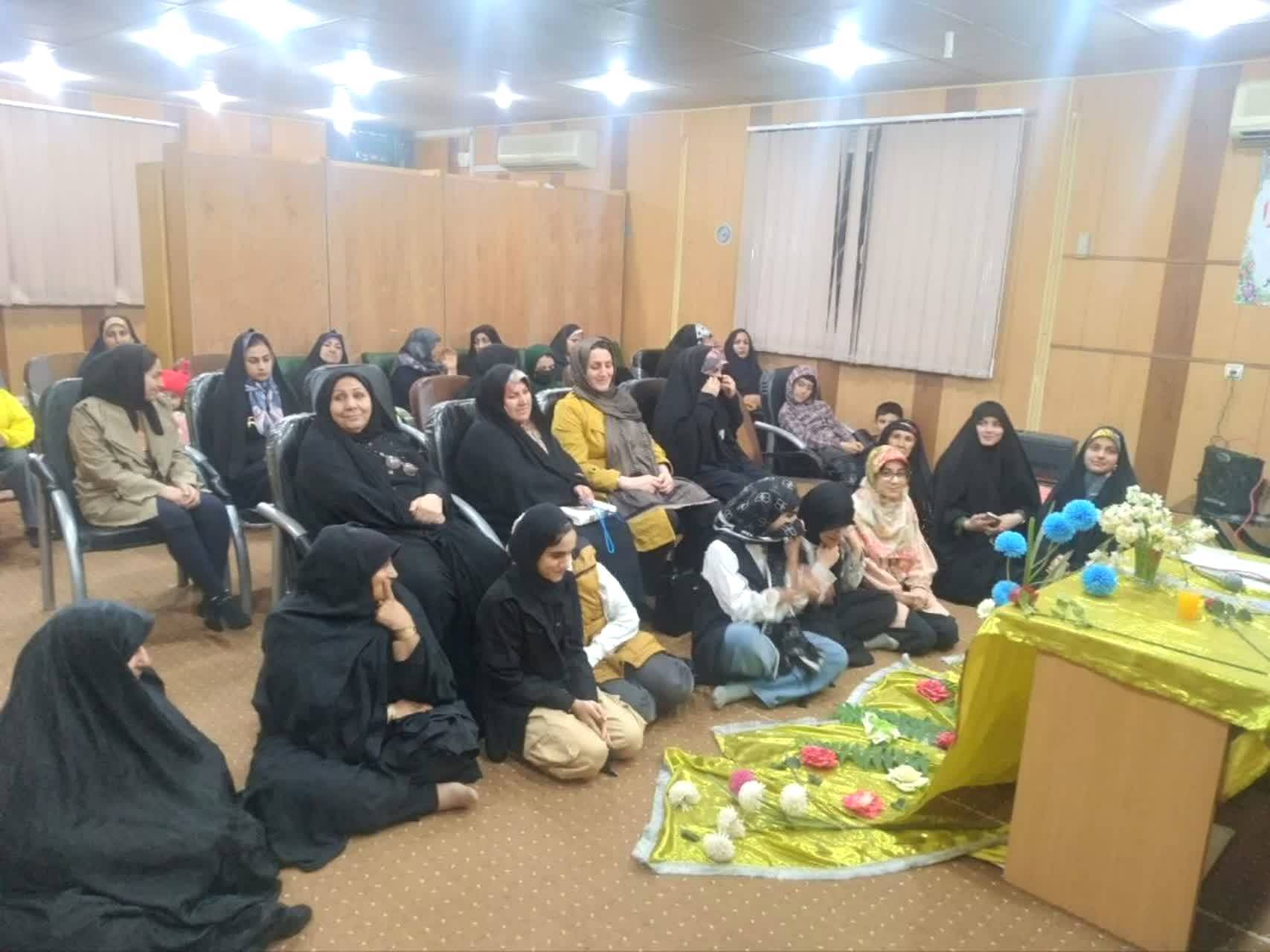 برگزاری جشن ولادت امام جواد(ع) درمحل اداره تبلیغات اسلامی شهرستان دره شهر برگزاری جشن ولادت امام جواد(ع) درمحل اداره تبلیغات اسلامی شهرستان دره شهر