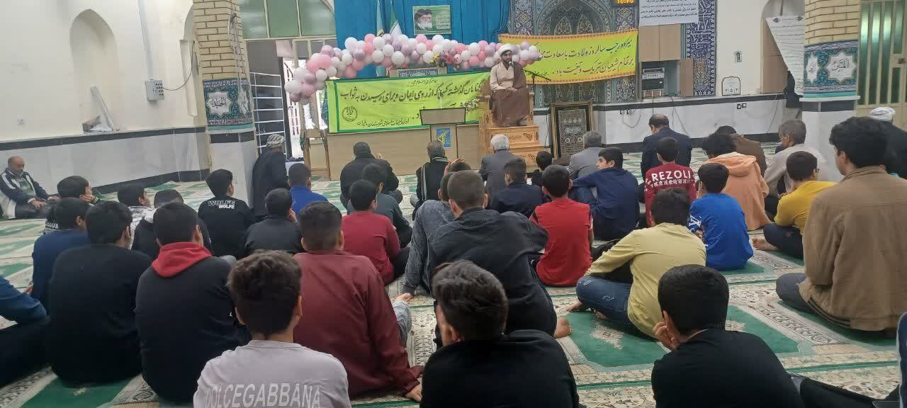 برگزاری جشن میلاد حضرت امیر المومنین(ع) در28 نقطه از شهرستان دهلران برگزاری جشن میلاد حضرت امیر المومنین(ع) در28 نقطه از شهرستان دهلران