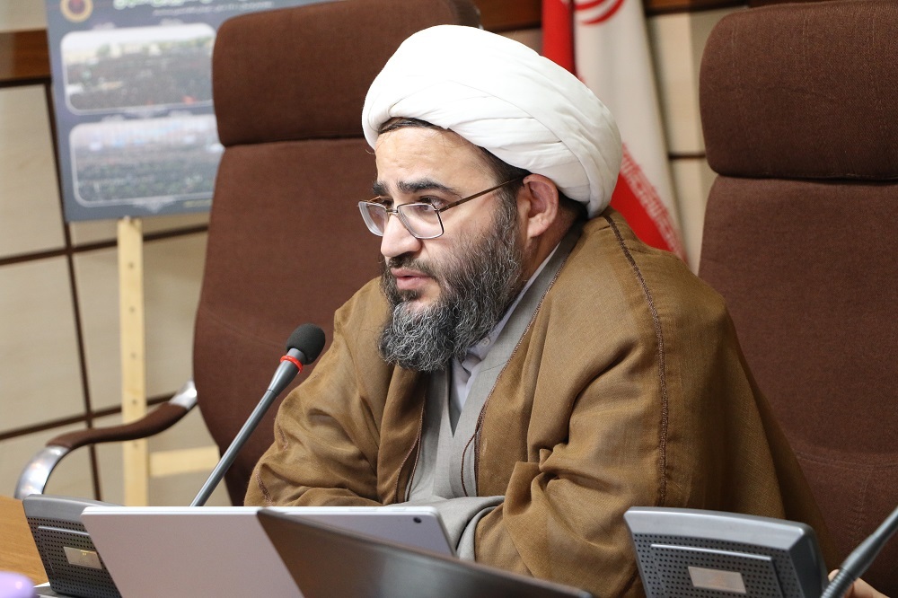 حل مسائل ملی و جامعه اسلامی مستلزم همفکری فعالان فرهنگی است حل مسائل ملی و جامعه اسلامی مستلزم همفکری فعالان فرهنگی است