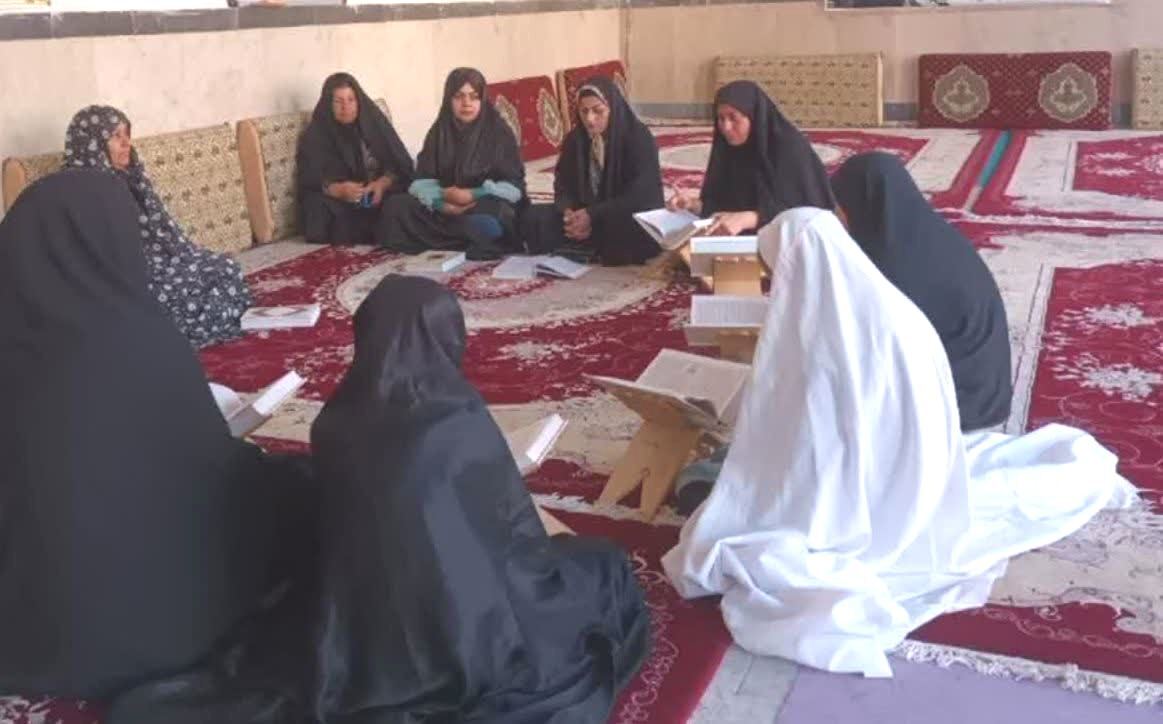 گسترش روضه های خانگی درسطح شهرستان دره شهر گسترش روضه های خانگی درسطح شهرستان دره شهر