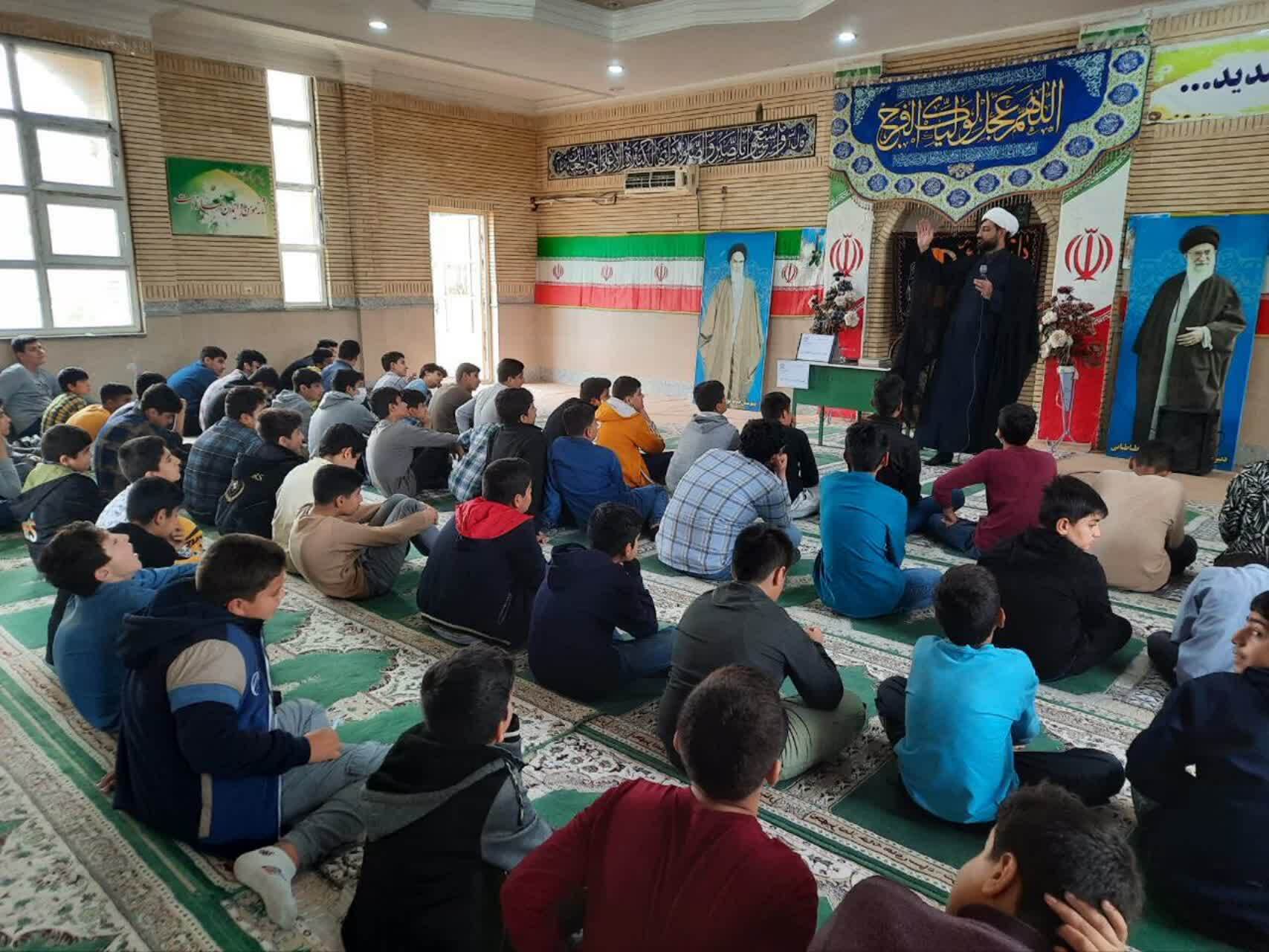 برگزاری کلاس مشاوره و گفتمان دینی و اعتقادی در شهرستان دهلران برگزاری کلاس مشاوره و گفتمان دینی و اعتقادی در شهرستان دهلران