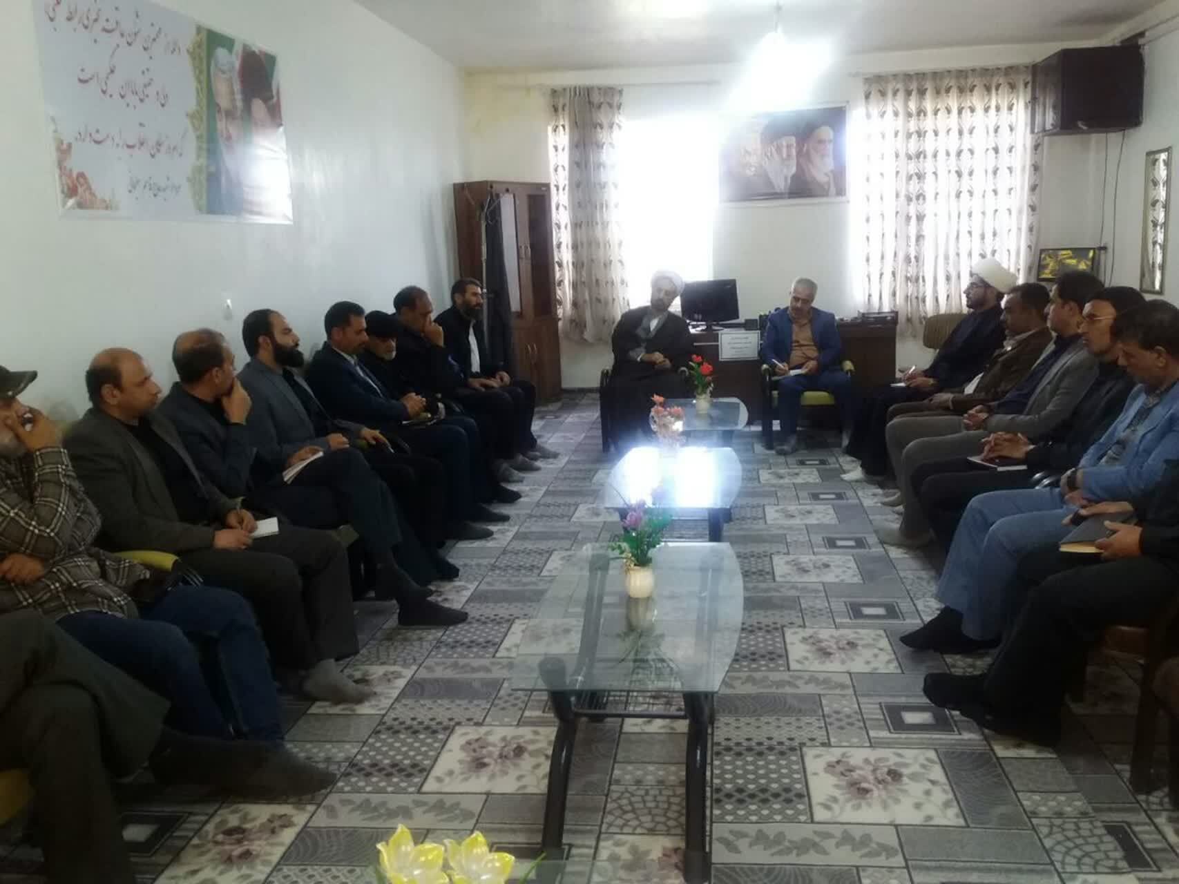 جلسه هم اندیشی برگزای مراسم شهادت حضرت امیرالمومنین(ع) جلسه هم اندیشی برگزای مراسم شهادت حضرت امیرالمومنین(ع)