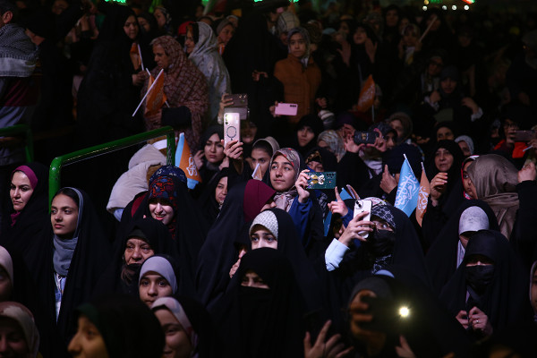 محفل قرآنی امام‌زمانی‌ها در مسجد جمکران
