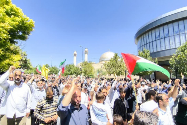 راهپیمایی باشکوه و تاریخی «جمعه خشم و نصر»در زنجان برگزار شد