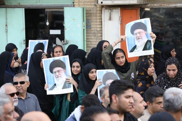 تشییع پیکر مطهر شهید «سعید آذربادگان» در بندرعباس