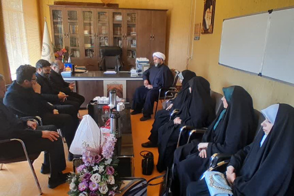 تجلیل و قدردانی از بزرگ حامی فعالیت‌های قرآنی استان