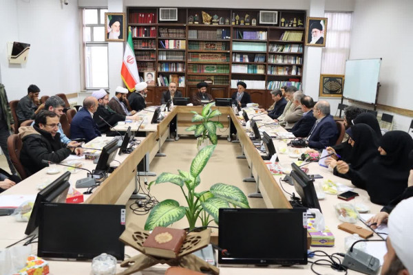 سال گذشته پرجمعیتترین اعتکاف بعد از ایران در لندن برگزار شد
