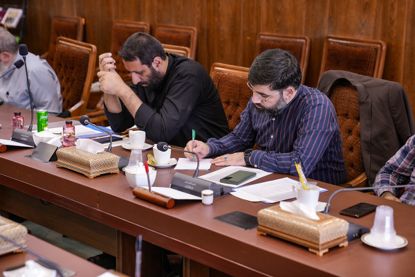 ۱۶ مرداد | نشست شورای سیاست‌گذاری زندگی‌ با آیه‌ها