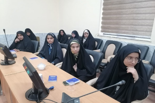 نشست شورای هماهنگی فعالیت‌های قرآنی فلارد