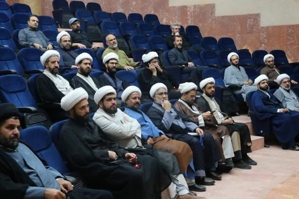 تجدید میثاق معاونین فرهنگی سازمان تبلیغات استان‌های تلفیقی با شهدا در سنندج