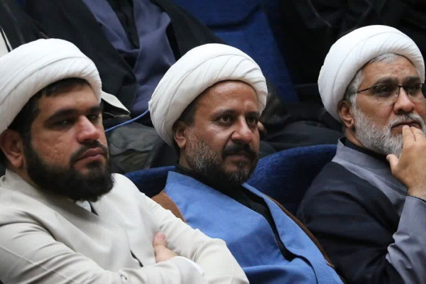 تجدید میثاق معاونین فرهنگی سازمان تبلیغات استان‌های تلفیقی با شهدا در سنندج