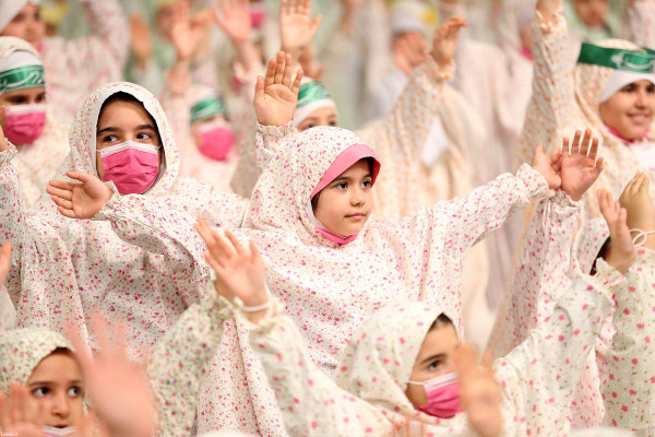 "חגיגת המלאכיות" בנוכחות המנהיג העליון