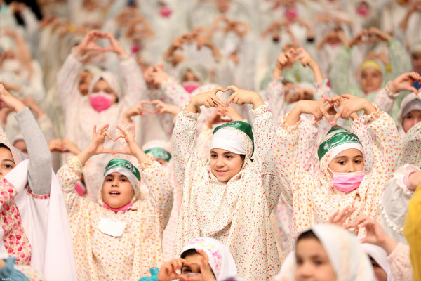 "חגיגת המלאכיות" בנוכחות המנהיג העליון