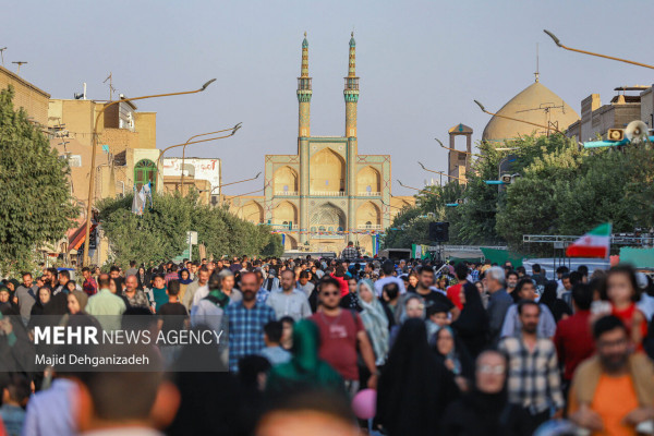 Километровый марш Гадира в провинциях