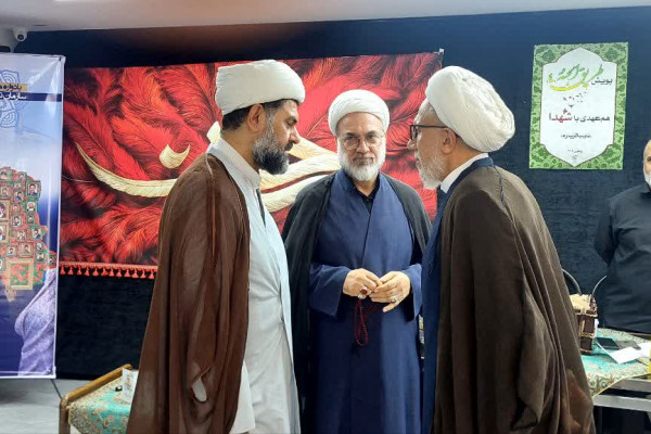 حضور ریاست سازمان تبلیغات اسلامی در نمایشگاه و فروشگاه (نسیم بهشت) ویژه ایام اربعین حسینی