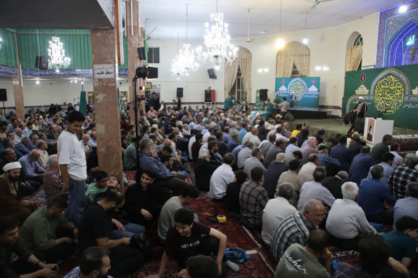 همایش سیره‌سرایان اهل بیت(ع) با هدف پاسداشت فرهنگ و شعائر حسینی و تجلیل از هیئت‌های مذهبی و پیرغلامان حسینی، همدان برگزار شد