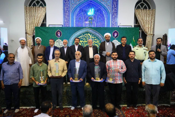 همایش سیره‌سرایان اهل بیت(ع) با هدف پاسداشت فرهنگ و شعائر حسینی و تجلیل از هیئت‌های مذهبی و پیرغلامان حسینی، همدان برگزار شد