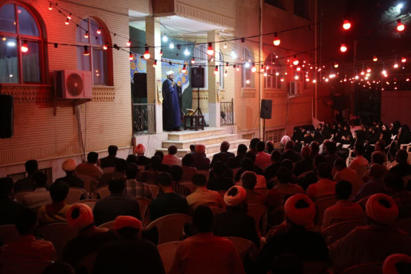 تجلیل از فعالان و خدمتگزاران محافل حسینی در لردگان