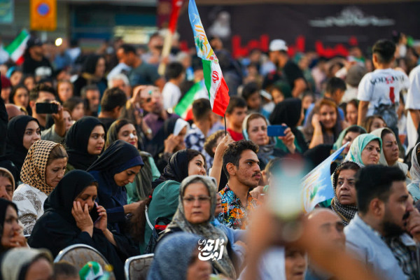 امت احمد(ص) در سنندج؛ وحدت و نشاط مردمی در سایه نام رسول خدا