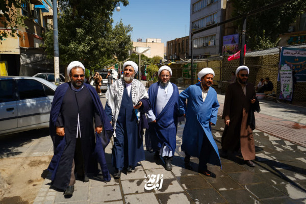 امت احمد(ص) در سنندج؛ وحدت و نشاط مردمی در سایه نام رسول خدا