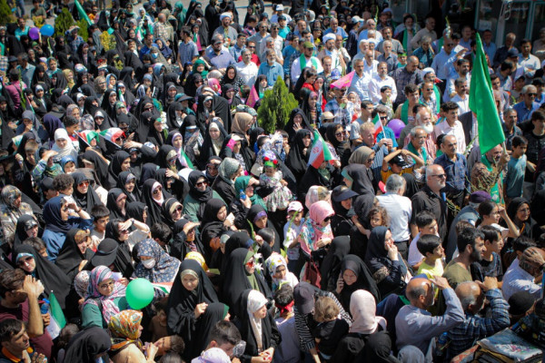 شادپیمایی بزرگ خانوادگی امت احمد(ص) در دیار الوند