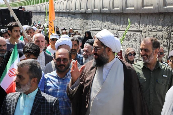 شادپیمایی بزرگ خانوادگی امت احمد(ص) در دیار الوند