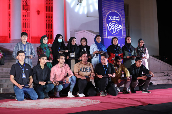 «Истори»: Кампания по чтению для подростков