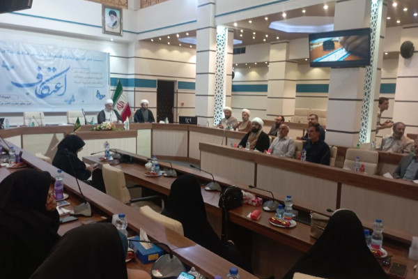 نشست مسولین اعتکاف در فارس