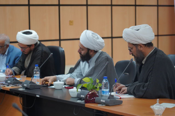 نشست تخصصی ستاد مردمی جهادتبیین استان لرستان