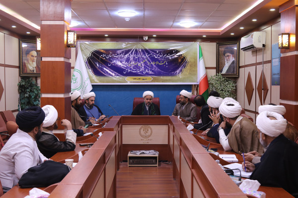 برگزاری نشست هم اندیشی و راهبری مدیران و روسای ادارات تبلیغات اسلامی استان ایلام با حجت الاسلام مهدوی، مدیرکل امور مجلس سازمان تبلیغات اسلامی