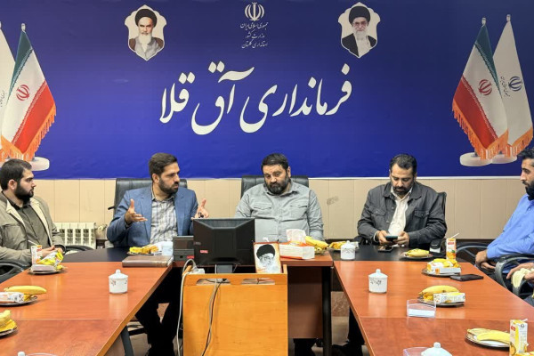 بر نقش بانوان و فعالان جهادی در فضای مجازی تاکید داشتند