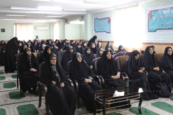برگزاری نشست شبکه های تبلیغی  اسما و صبرا در حوزه علمیه خواهران ایلام